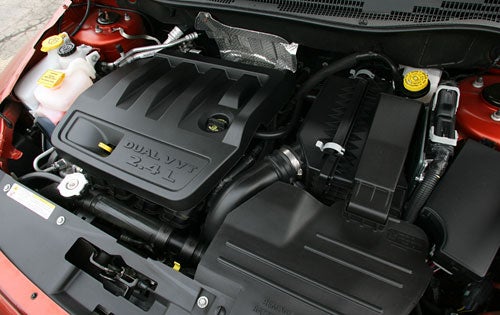 2007 Dodge Caliber SE, Under the hood of the 2007 Dodge CAliber R/T
