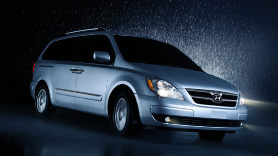 2007 Hyundai Entourage