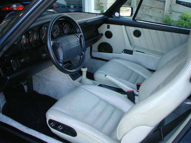 1990_porsche_911_2_dr_carrera_convertible-pic-29568.jpeg