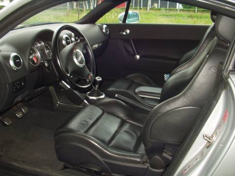 2005 Audi TT Coupe Quattro 3.2 picture, interior