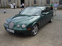 2005 Jaguar S-Type R Overview 2005 Jaguar S-Type R Overview