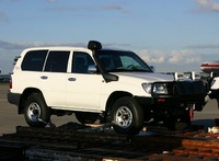 2005 Toyota Land Cruiser Overview 2005 Toyota Land Cruiser Overview