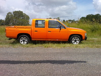 1995 Nissan Navara Overview 1995 Nissan Navara Overview