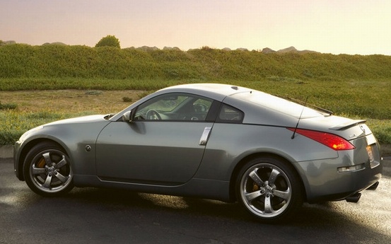 2006 350Z nissan performance review #8