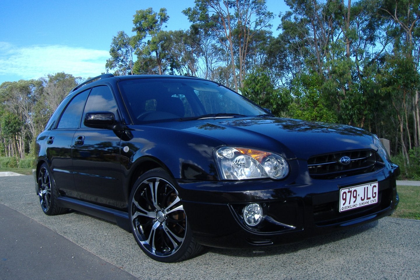 2004 Subaru Impreza 2.5 RS Sport Wagon (US) related
