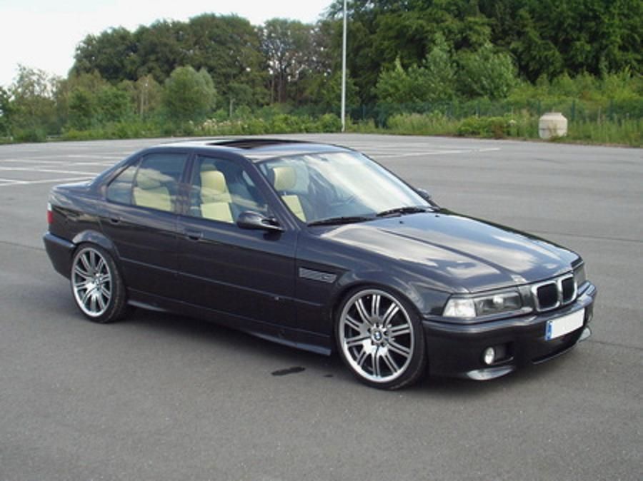 1994 Bmw 3 series 318is #4