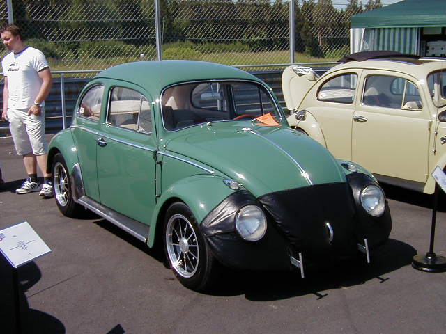 1960 Volkswagen Beetle picture