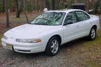 1998 Oldsmobile Intrigue Overview 1998 Oldsmobile Intrigue Overview