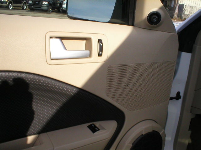 2012 mustang v6 interior. 2007 Ford Mustang V6 Deluxe