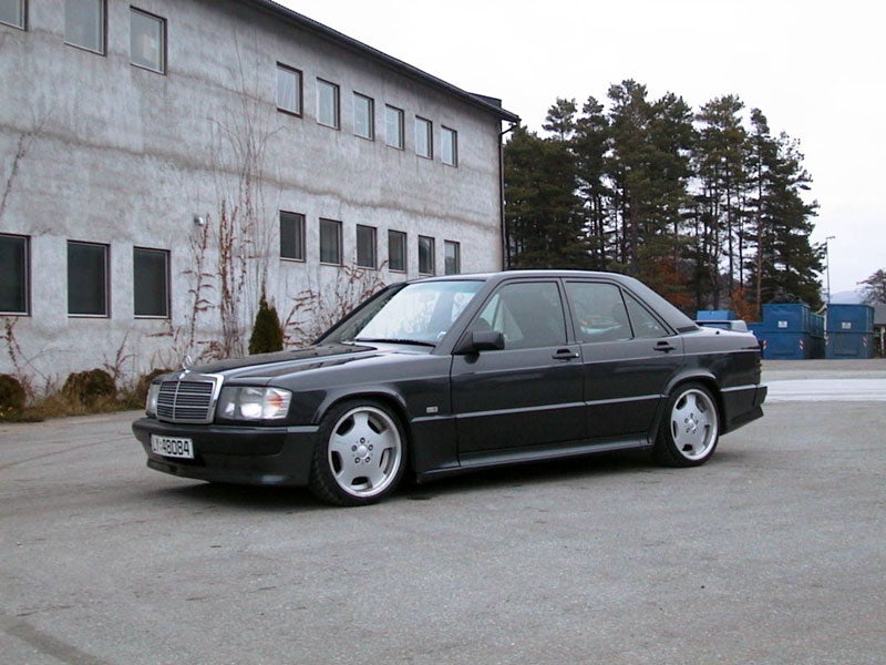 1993 MercedesBenz 190Class 4