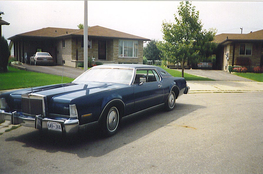 1974 Lincoln Continental picture exterior
