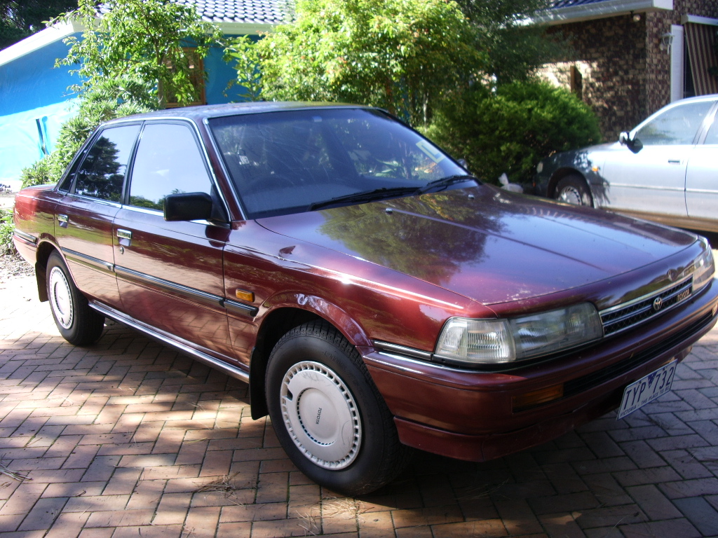 pictures of a 1990 toyota camry #5