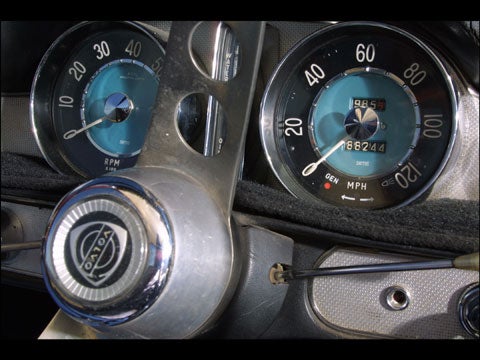 Picture of 1968 Volvo P1800 interior