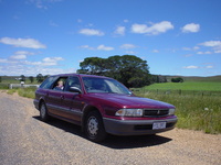 1992 Mitsubishi Magna Overview 1992 Mitsubishi Magna Overview