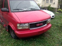 1995 GMC Safari Overview 1995 GMC Safari Overview