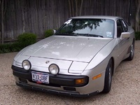 944 944