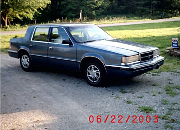 1990 Dodge Dynasty 