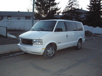 1998 GMC Safari Overview 1998 GMC Safari Overview