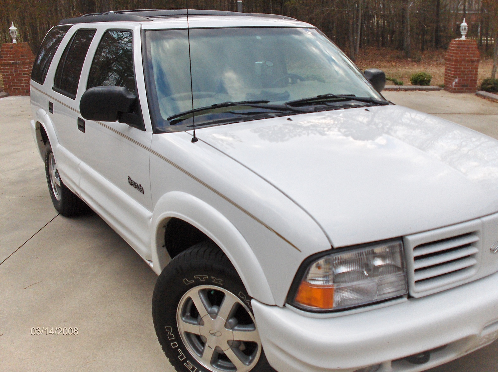 2000 Oldsmobile Bravada Overview CarGurus