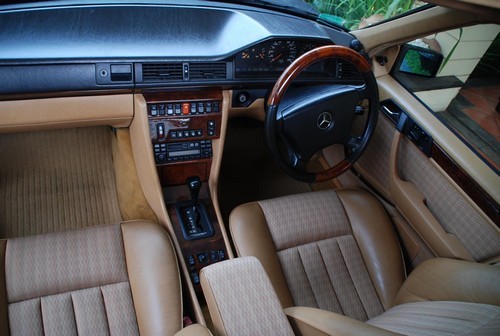 Mercedes 300e interior #4