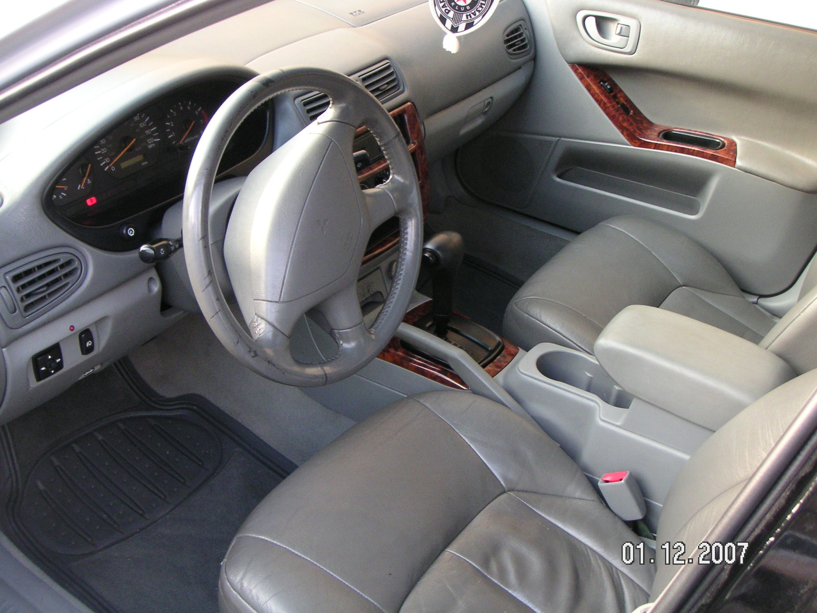 1999 Mitsubishi Galant - Interior Pictures - CarGurus