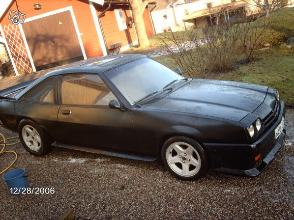 1985 Opel Manta picture exterior
