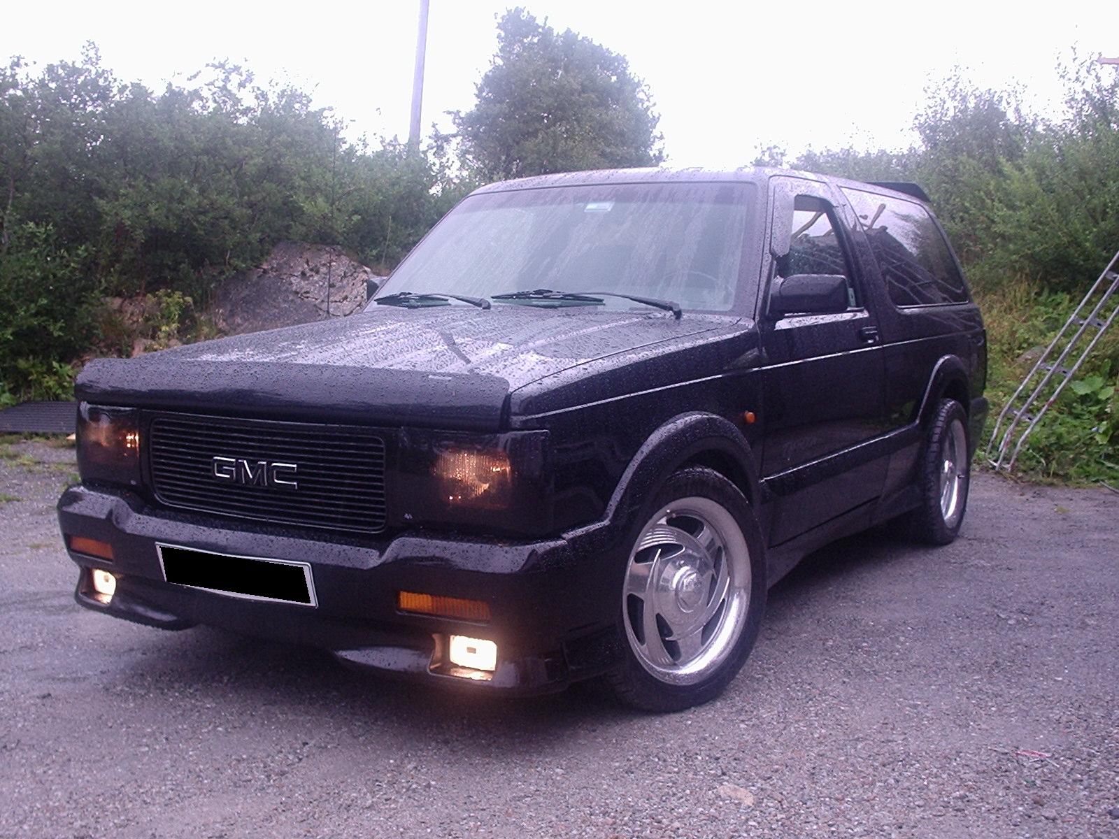 Ratings and reviews on a 1993 gmc typhoon #2