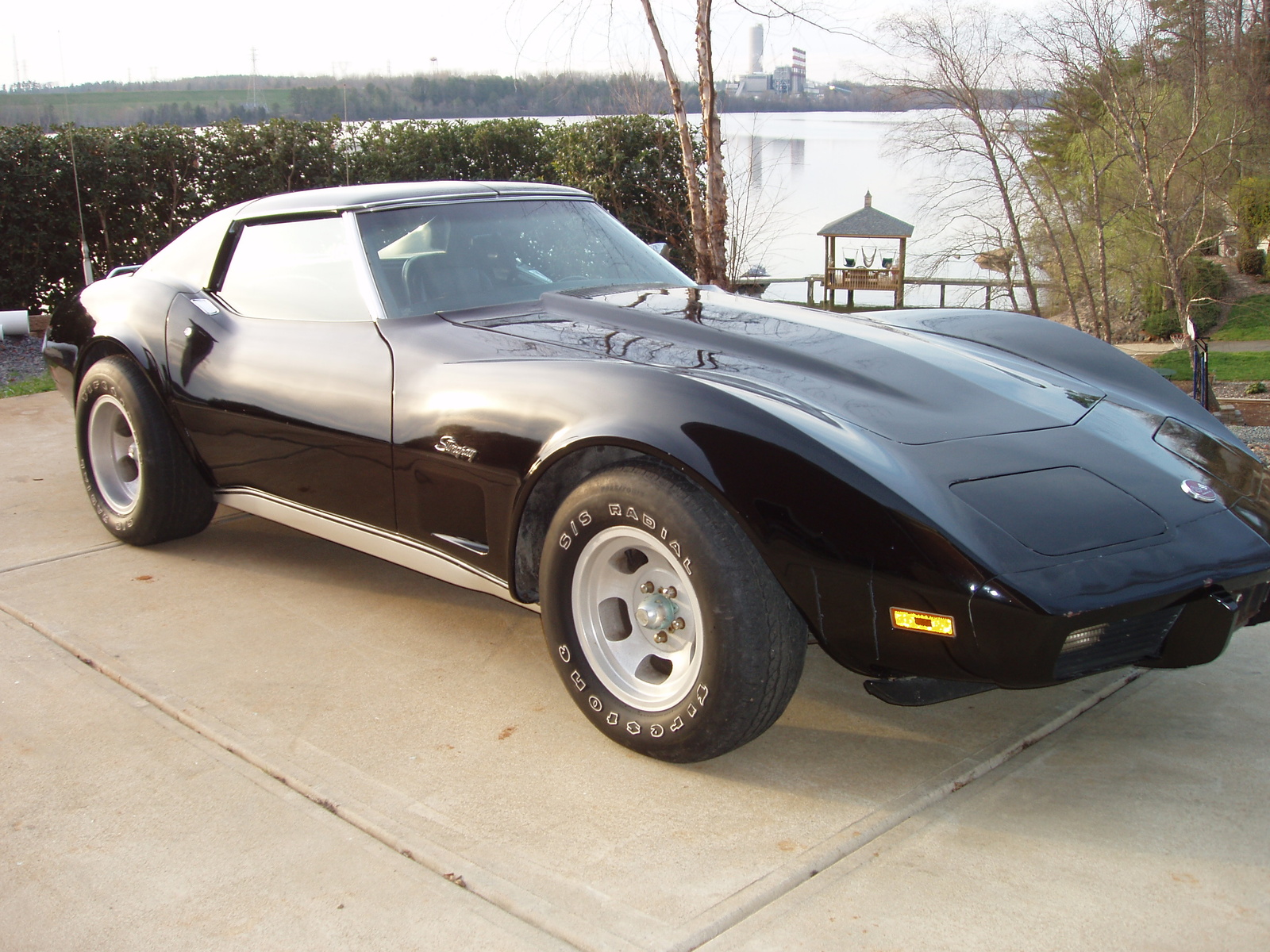 chevrolet corvette coupe