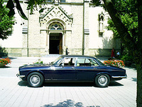 1977 Jaguar XJ-S Overview 1977 Jaguar XJ-S Overview
