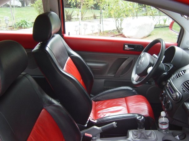 1998 Volkswagen Beetle 2 Dr STD Hatchback picture, interior