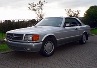 Mercedes-Benz 560-Class Overview Mercedes-Benz 560-Class Overview
