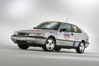 1995 Saab 900 Overview 1995 Saab 900 Overview