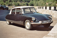 1955 Citroen DS Overview 1955 Citroen DS Overview