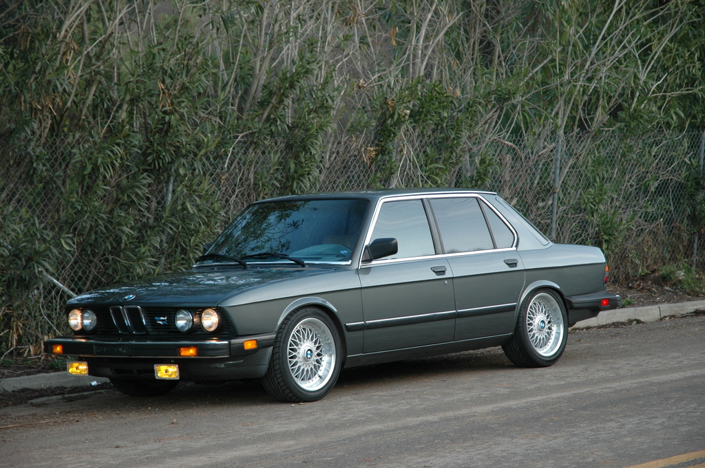 1985 Bmw 5-series sedan