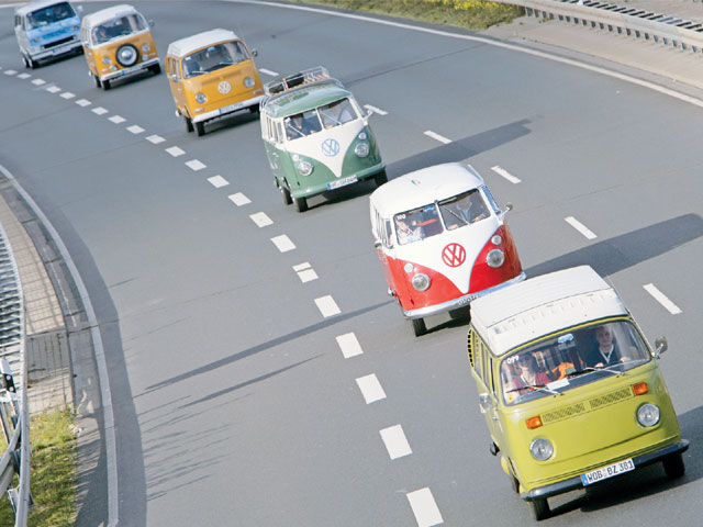 volkswagen t2 microbus. 1967 Volkswagen Microbus