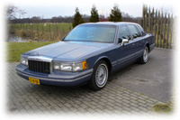 1991 Lincoln Town Car Overview 1991 Lincoln Town Car Overview