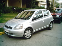 2003 Toyota Yaris Overview 2003 Toyota Yaris Overview