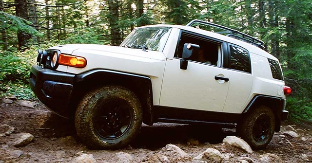 2008 toyota fj cruiser 4x4 reviews #4