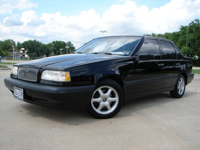 About: 1996 Volvo 850 4 Dr GLT Sedan. Just had major service done on it.