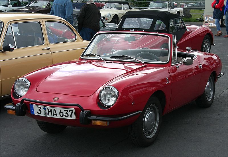 FIAT 850 Questions I have a 1968 rearengined Spider what model is it