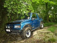 1998 Suzuki Sidekick Overview 1998 Suzuki Sidekick Overview