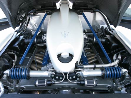 2005 Maserati MC12 picture engine