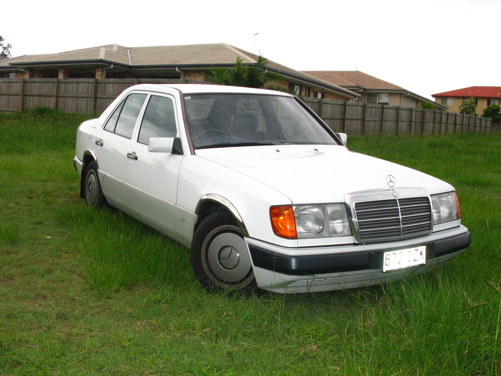 1991 Mercedes benz 300 e #5