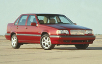 1995 Volvo 850 Overview 1995 Volvo 850 Overview