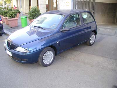 lancia y 1998. hot lancia y 1998.