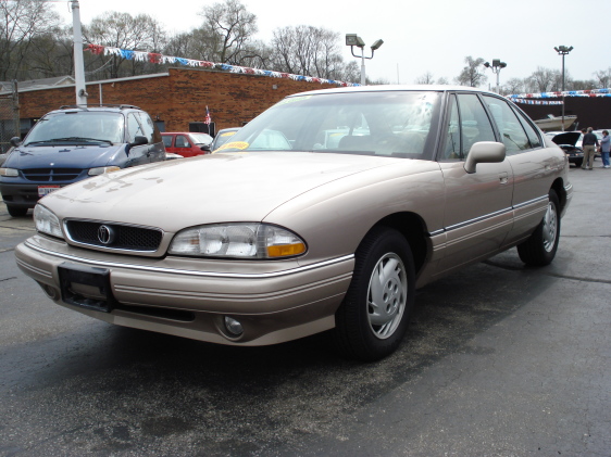 1995 Pontiac Bonneville 4 Dr SE Sedan - Pictures - 1995 Pontiac ...