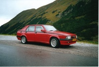 1992 Alfa Romeo 75 Overview 1992 Alfa Romeo 75 Overview