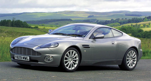 Aston Martin Vanquish V12 Green. ASTON MARTIN VANQUISH V12