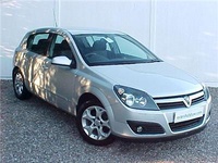 2006 Vauxhall Astra Overview 2006 Vauxhall Astra Overview