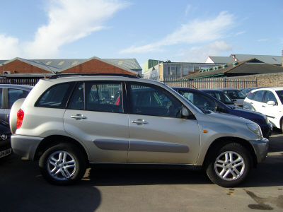 2003 toyota rav4. 2003 Toyota RAV4 Base picture,